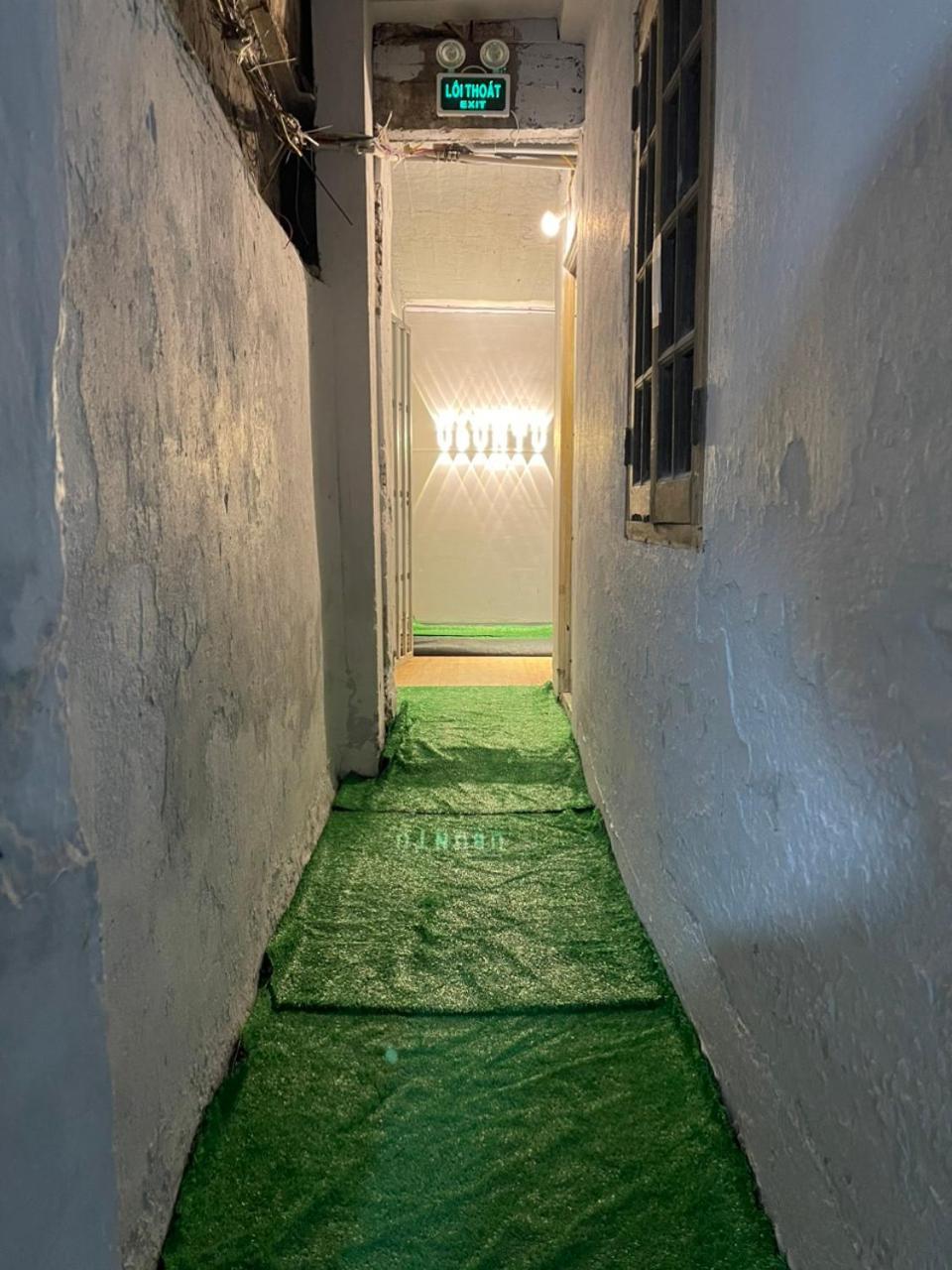 Ubuntu Hostel And Tour - 139 Hang Bac ハノイ市 エクステリア 写真