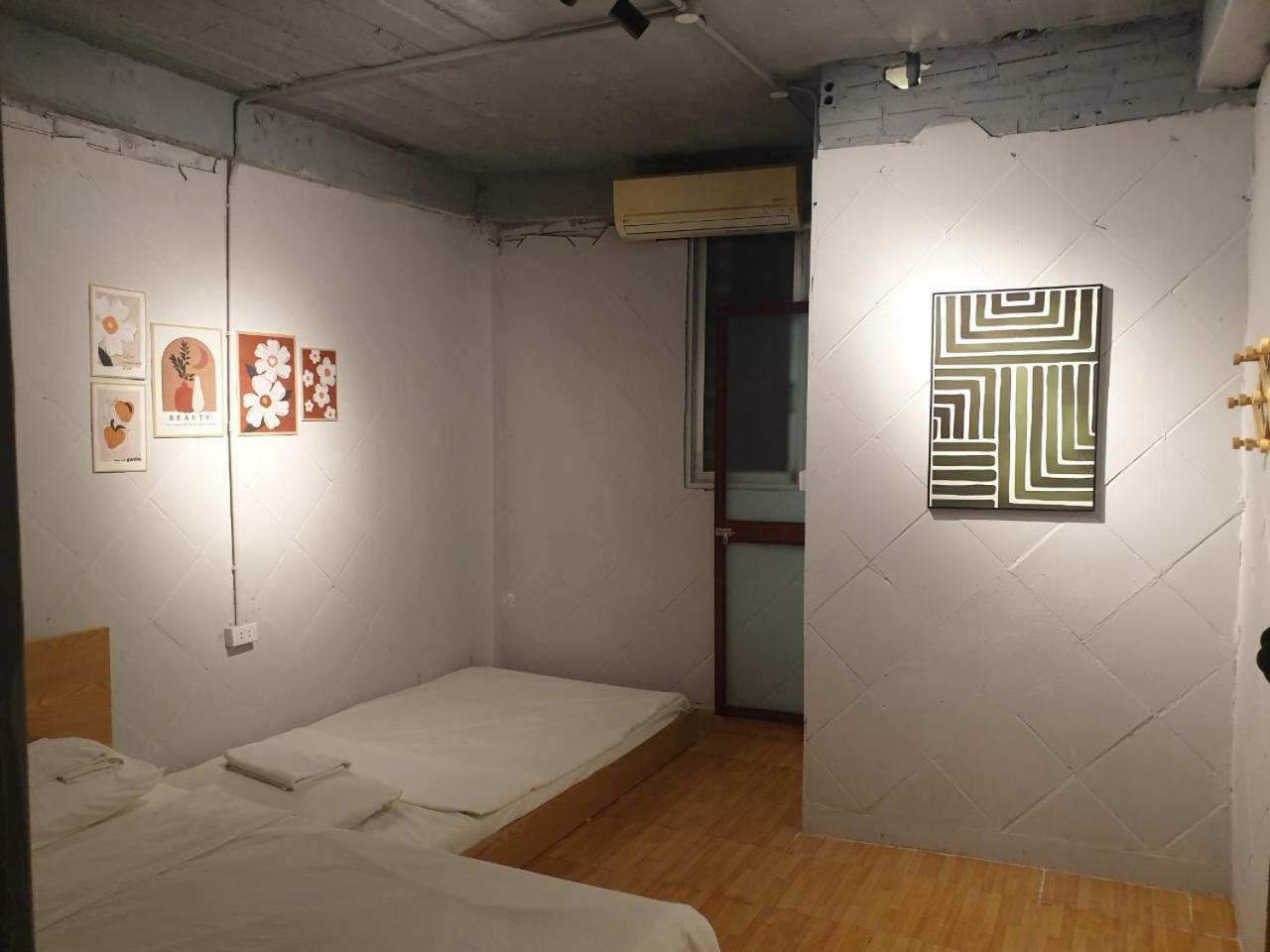 Ubuntu Hostel And Tour - 139 Hang Bac ハノイ市 エクステリア 写真