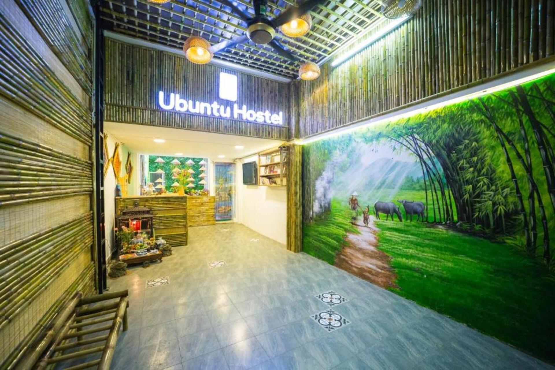 Ubuntu Hostel And Tour - 139 Hang Bac ハノイ市 エクステリア 写真