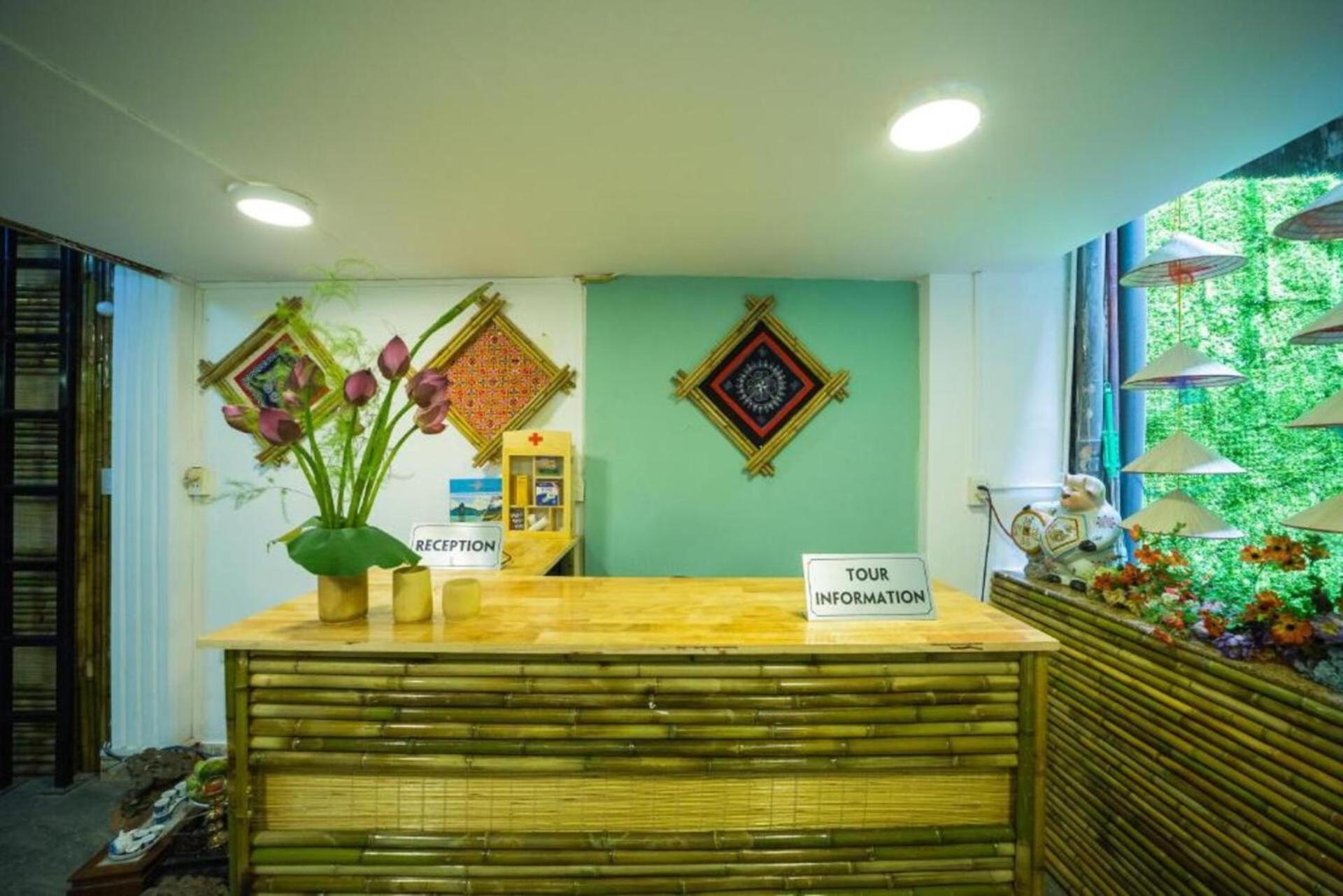 Ubuntu Hostel And Tour - 139 Hang Bac ハノイ市 エクステリア 写真