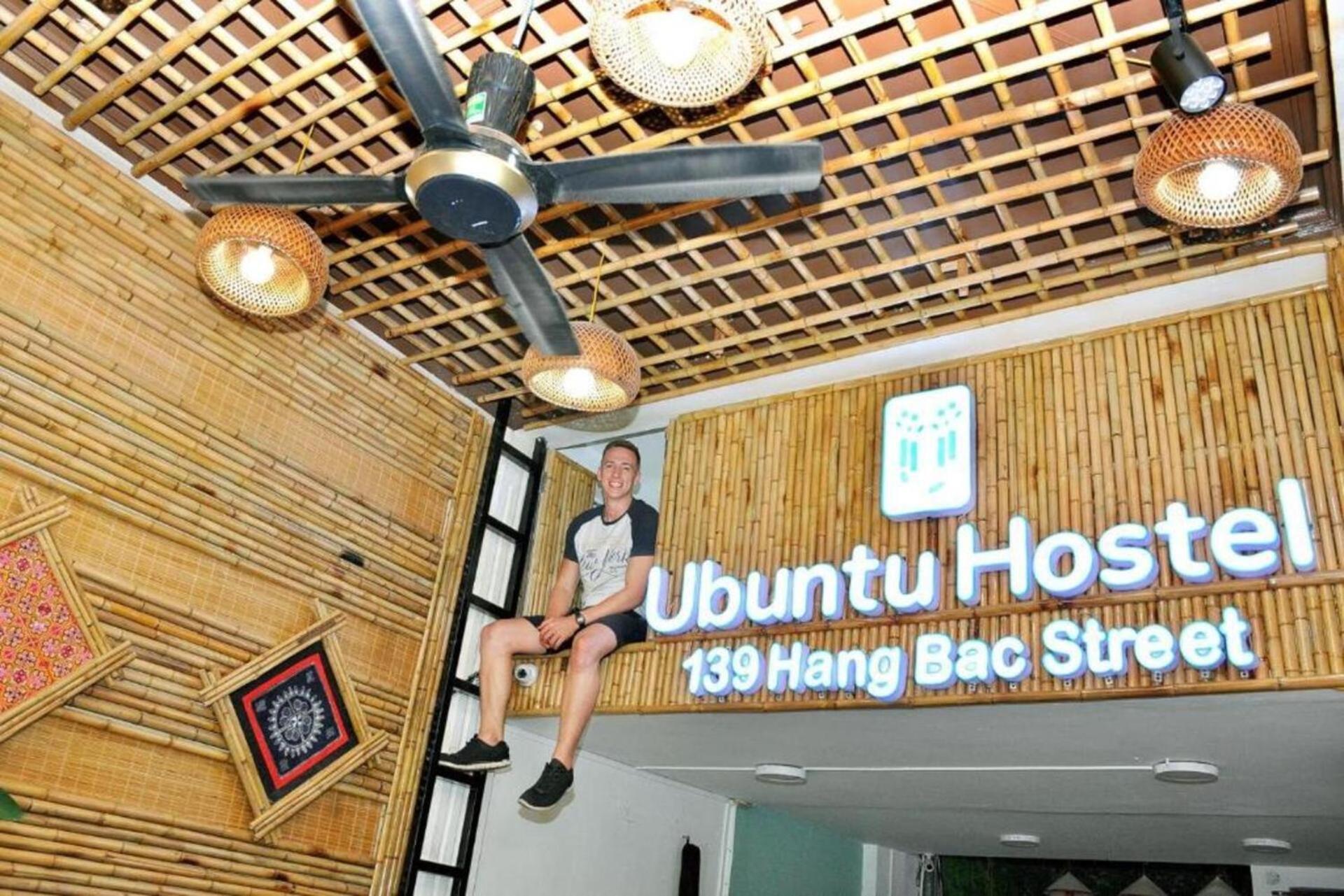 Ubuntu Hostel And Tour - 139 Hang Bac ハノイ市 エクステリア 写真