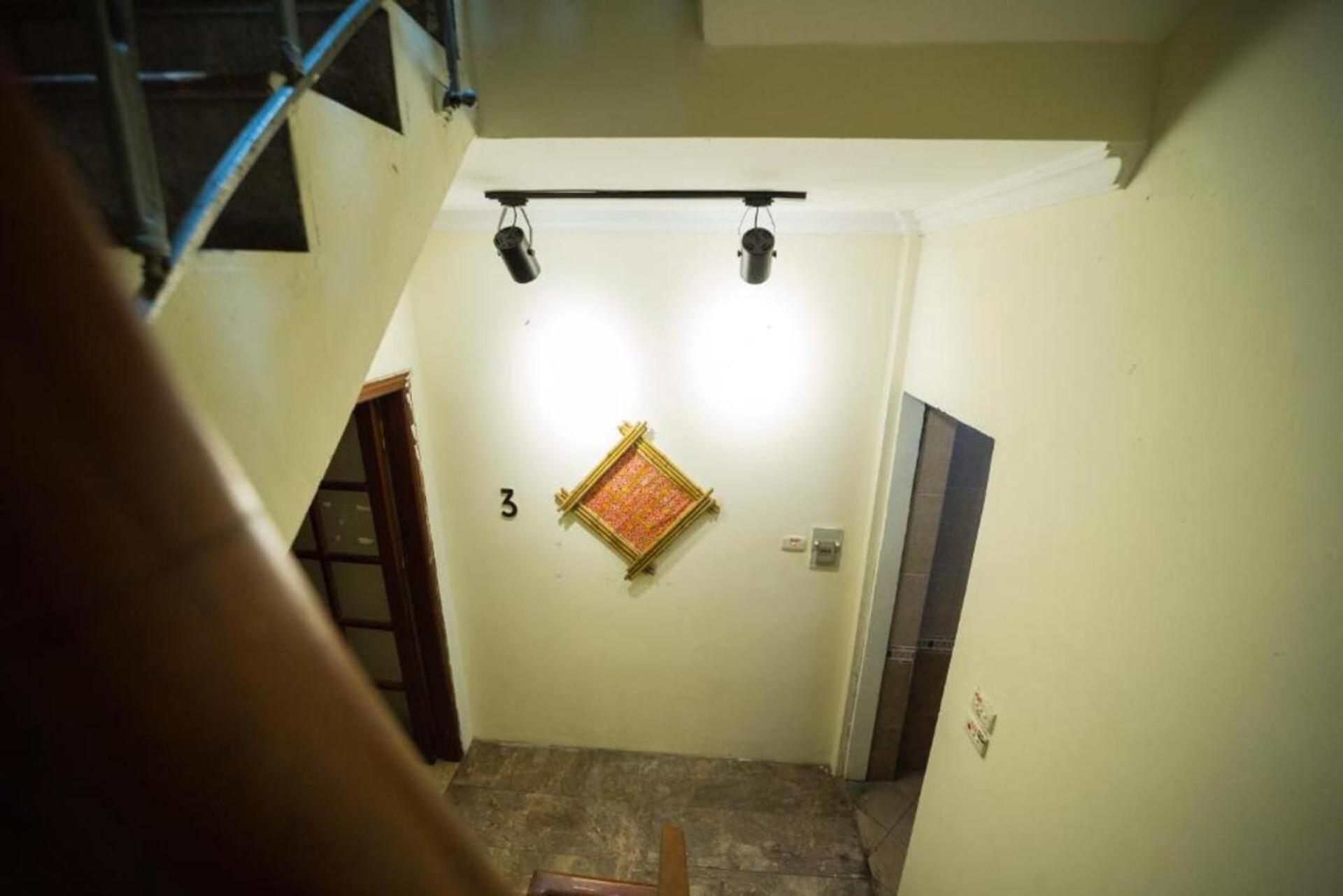 Ubuntu Hostel And Tour - 139 Hang Bac ハノイ市 エクステリア 写真