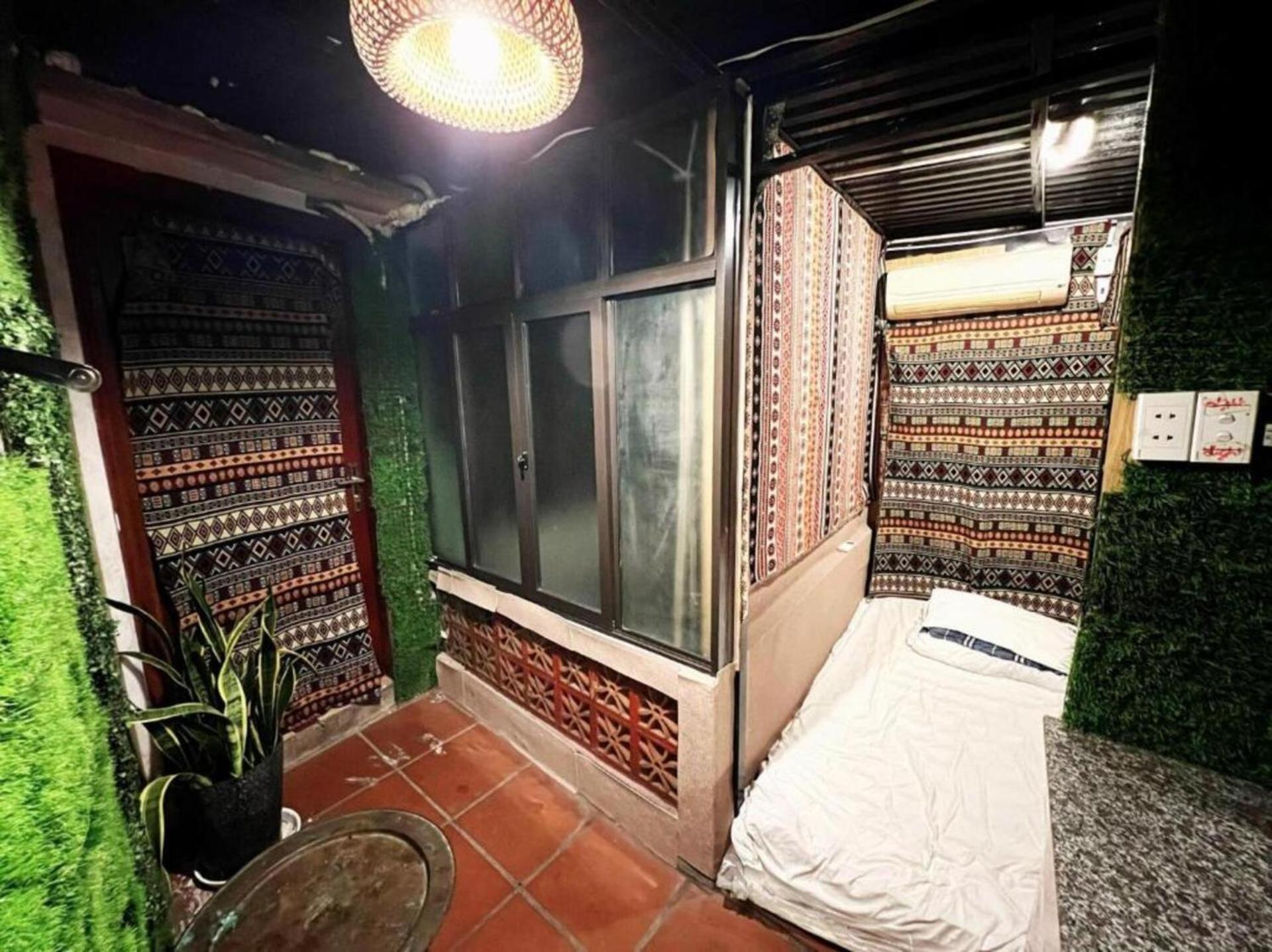 Ubuntu Hostel And Tour - 139 Hang Bac ハノイ市 エクステリア 写真